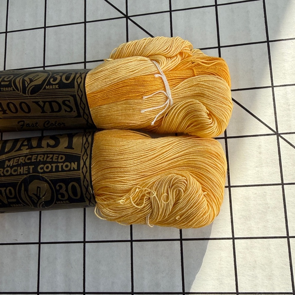 Vintage Daisy Mercerized Crochet Cotton Thread Lot – No. 30, 400 Yds – Pastel - Picture 7 of 16